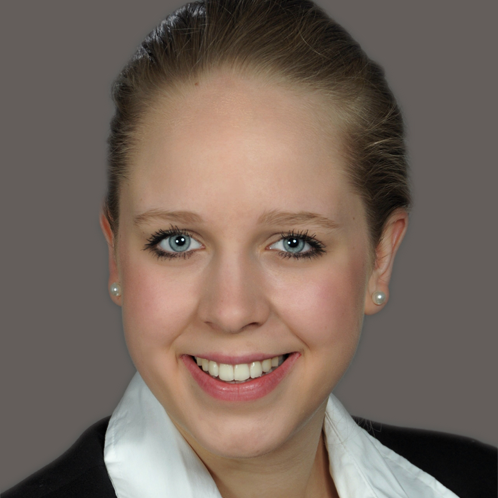 Lidwina Riemann – Consulting Assistant