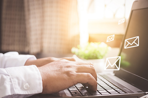 Contact via E-Mail